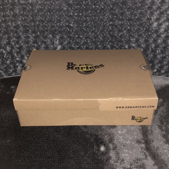 NIB Dr. Martens Rare Azreya Leather28-Eye Platform OTK Lace Up Boots US 8 UK 6 - Picture 16 of 16